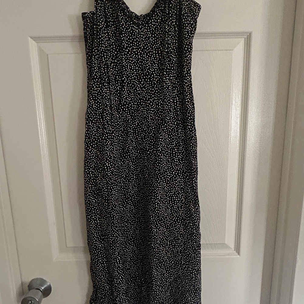 Express Black and White Sleeveless Sheath Maxi Dress